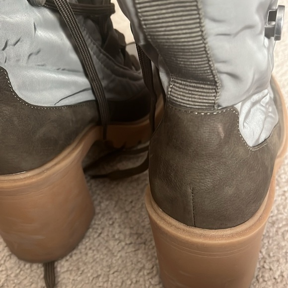 “Dolce Vita- Celida Platform Boots” - Picture 8 of 10